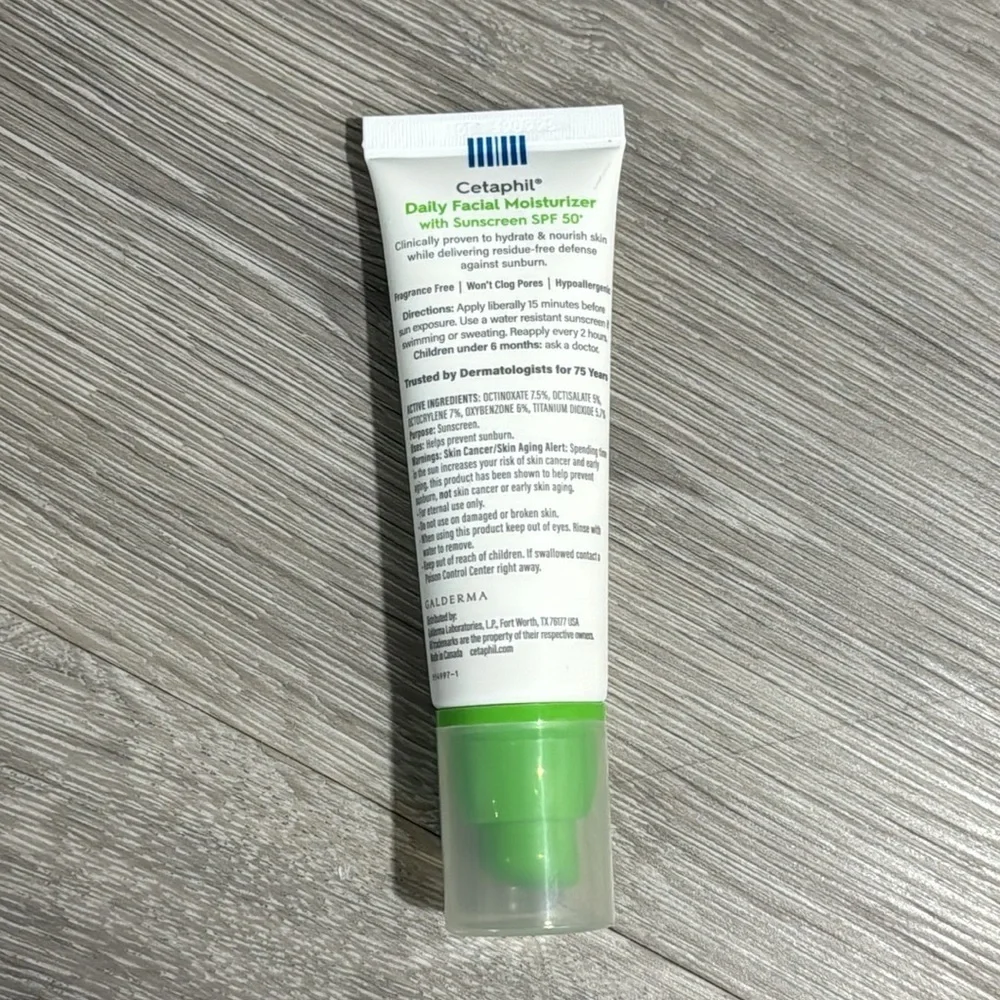 Cetaphil Daily Scrub and Facial Moisturizer SPF 50 Women’s Skincare NEW